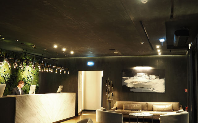 Artistic wall decoration